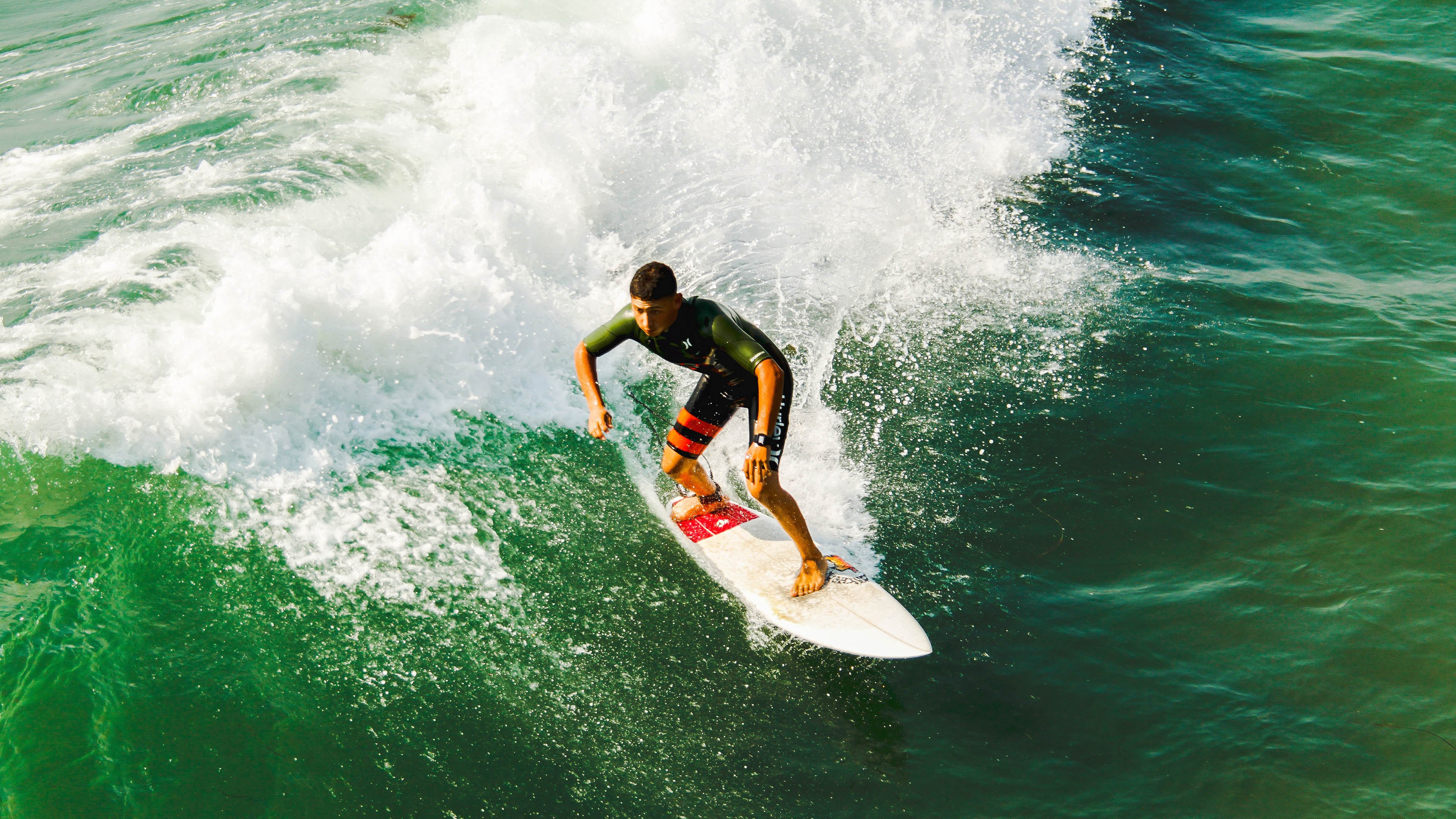 法甲：巴黎4-0大胜蒙彼利埃，姆巴佩梅开二度，大巴黎4-0大胜 姆巴佩2球